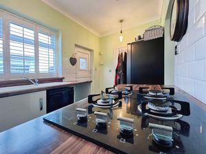 Photo 11- click for photo gallery